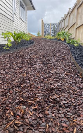 Mulch bed